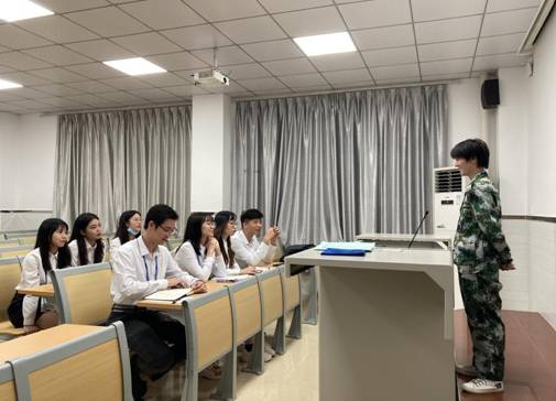 538682854efde448d8a6b8a559fac32