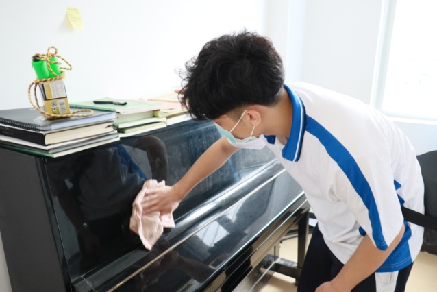 说明: E:\3图片资料\20201028入党积极分子劳动教育\微信图片_20201029083346.jpg