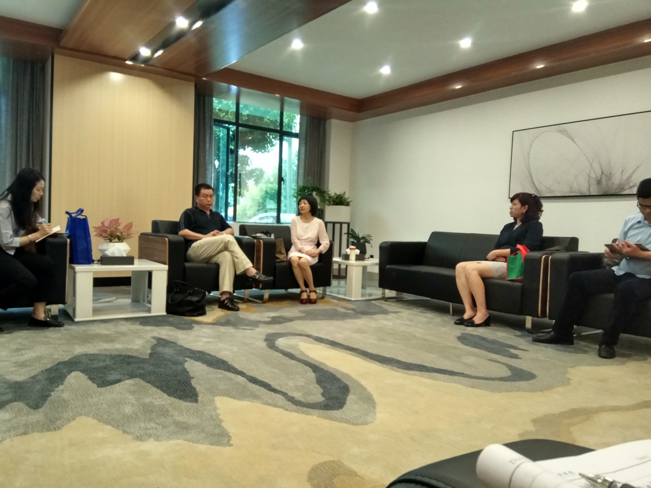 说明: F:\产业学院\新闻稿\邱建卫\IMG_20190604_162247_HDR.jpg