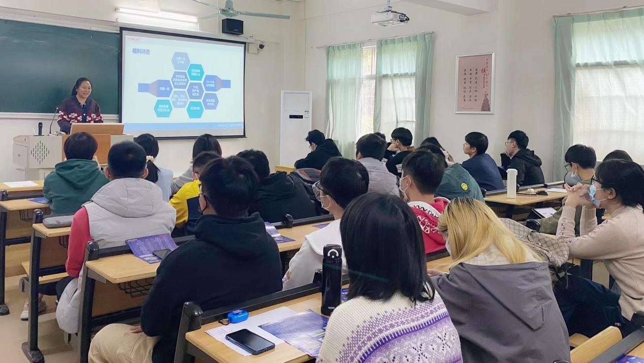 说明: e11f04e2faf67e44042e77877dd843f