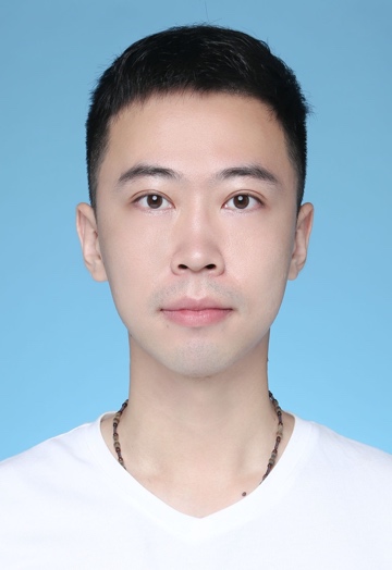 说明: 穿着蓝色衬衫的小孩描述已自动生成