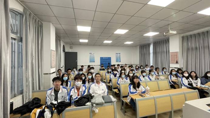 说明: 8329e605f5651a56135085f7ce2950b